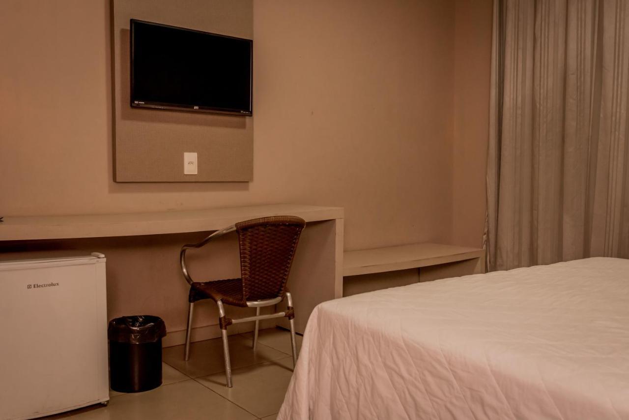 Fenix Hotel Araxá Dış mekan fotoğraf